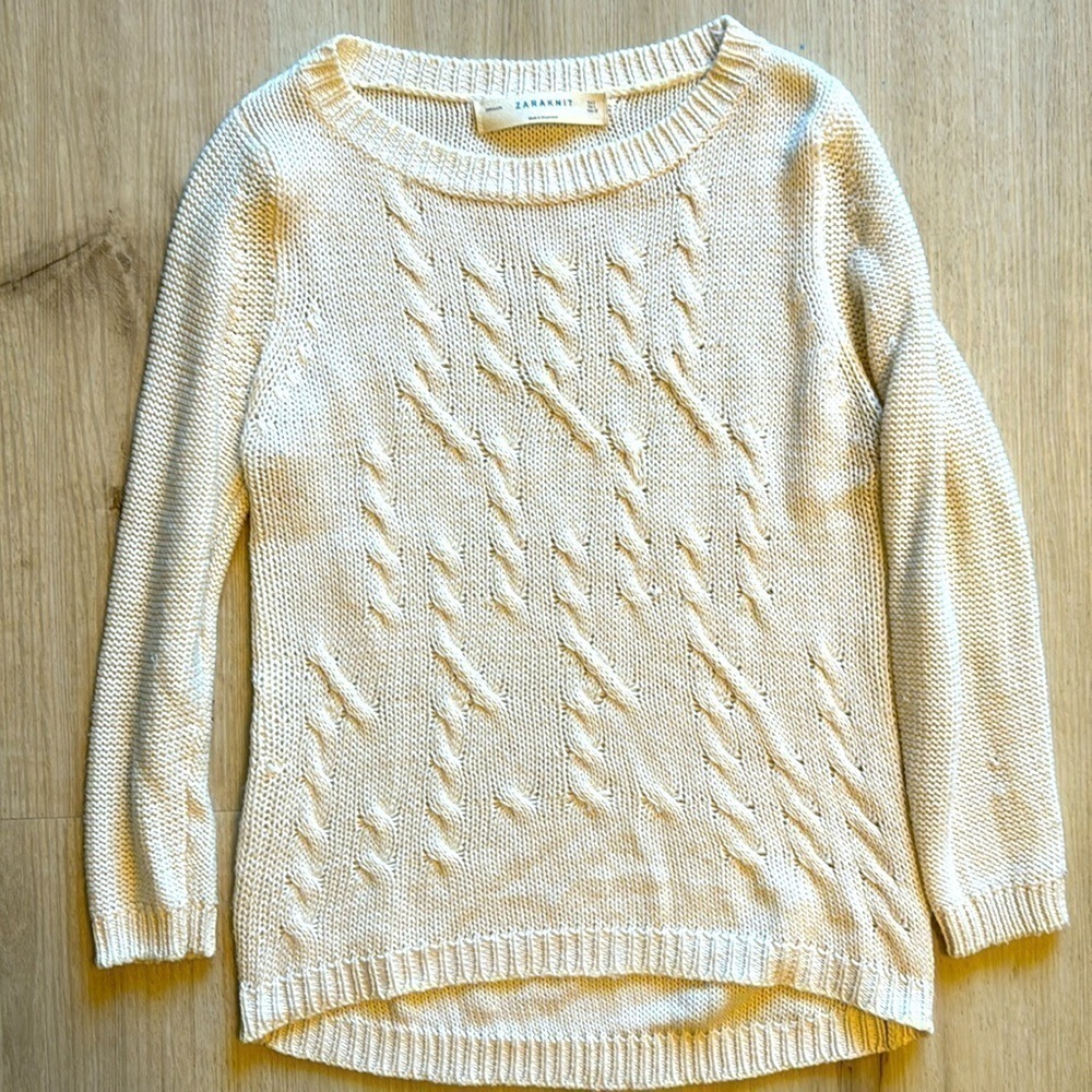 Zara Knit cream knit sweater size large